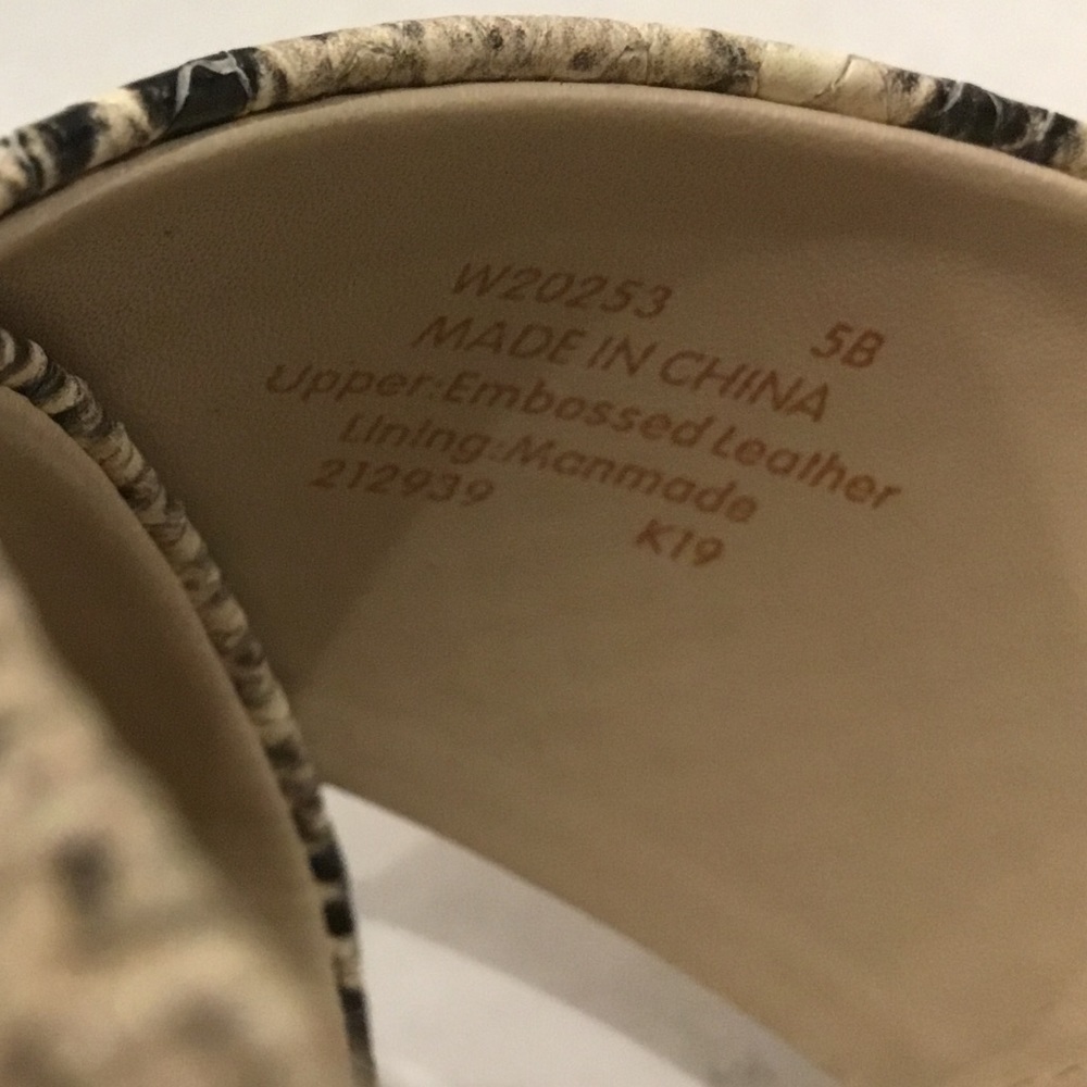 Cole Haan Dakota Snakeskin Printed Crisscross Block Heel Slip On Sandal Mules - Picture 8 of 8